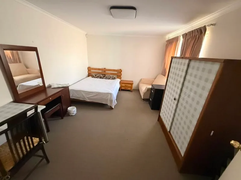 Private room in Belmont