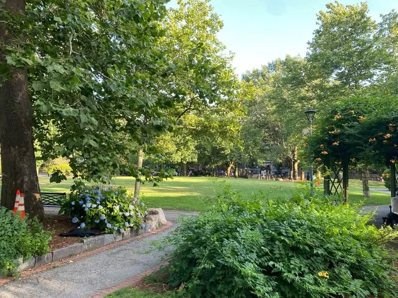 Large private room in Stony Brook