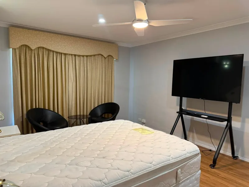 Room for Rent in Bentley