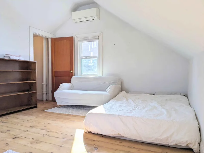 Room in Darwin