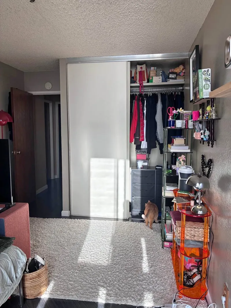 Private room in Carlton share house near uni