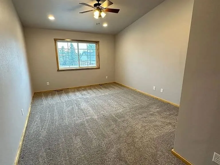 Private room in Hyde Park for fall semester