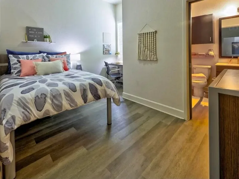 Subletting my room for fall semester near UCI