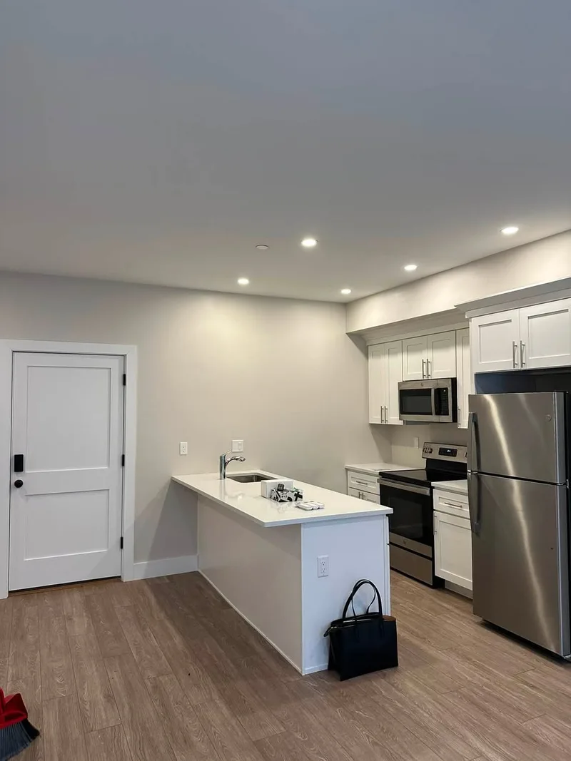 Sharing my Blacksburg apartment