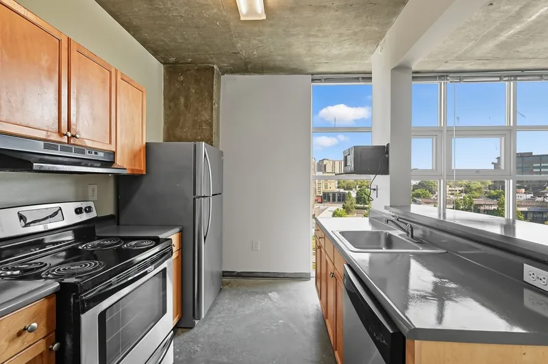 Private room in sunny 3BR house near UQ