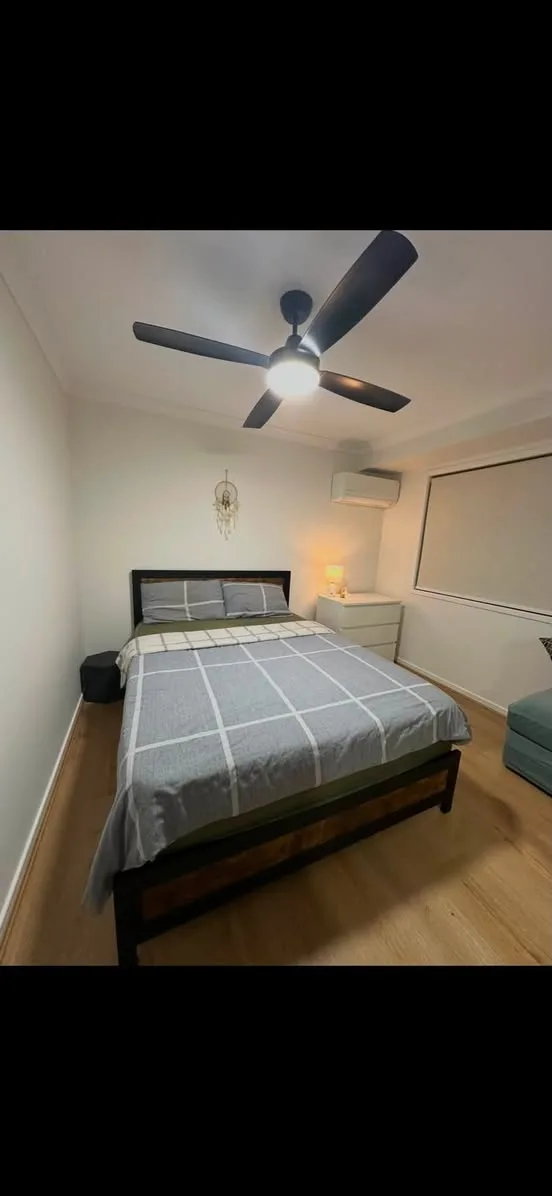 Private room in Downtown Newark