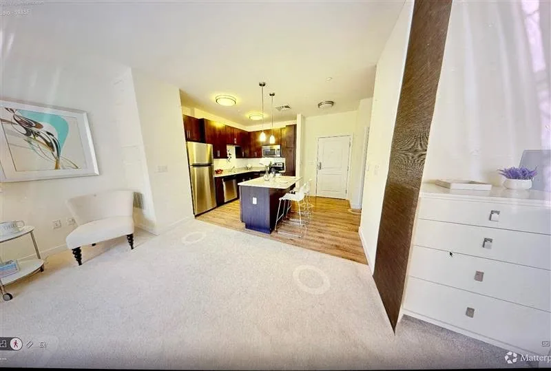 Cozy room in Ukrainian Village