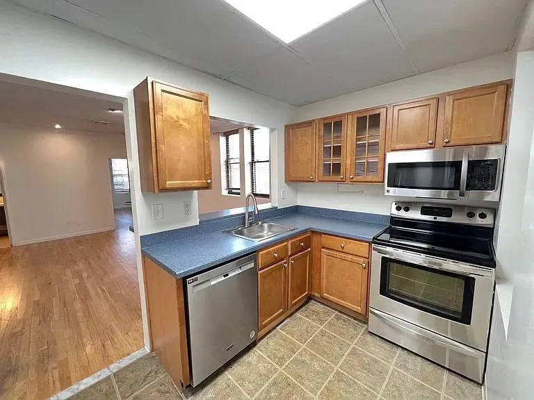 Private room near WSU campus