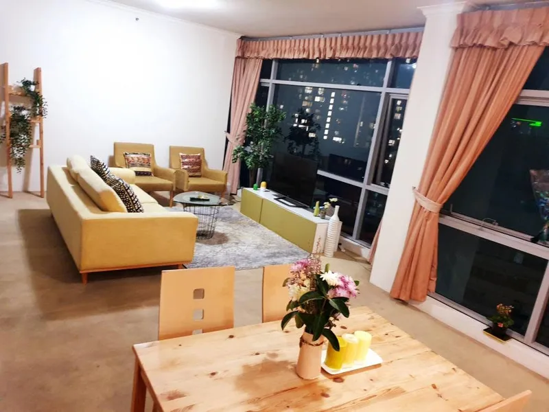 Private room in Back Bay apartment
