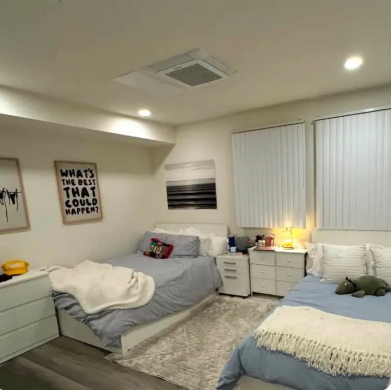 Cozy room near campus for rent