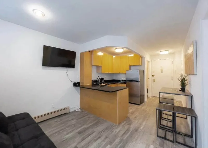 Private room near Midtown