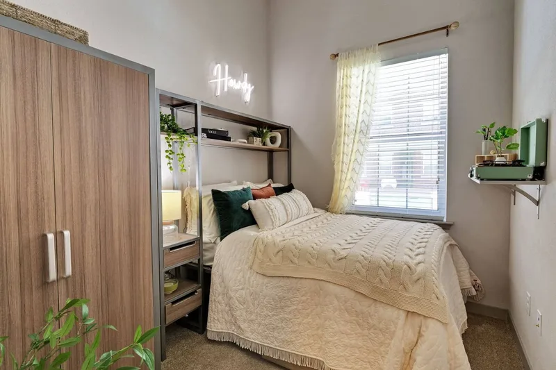 Cozy room in shared house