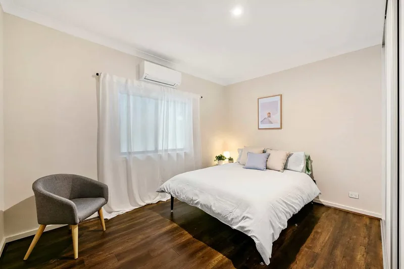Private veg-only room in Dupont Circle