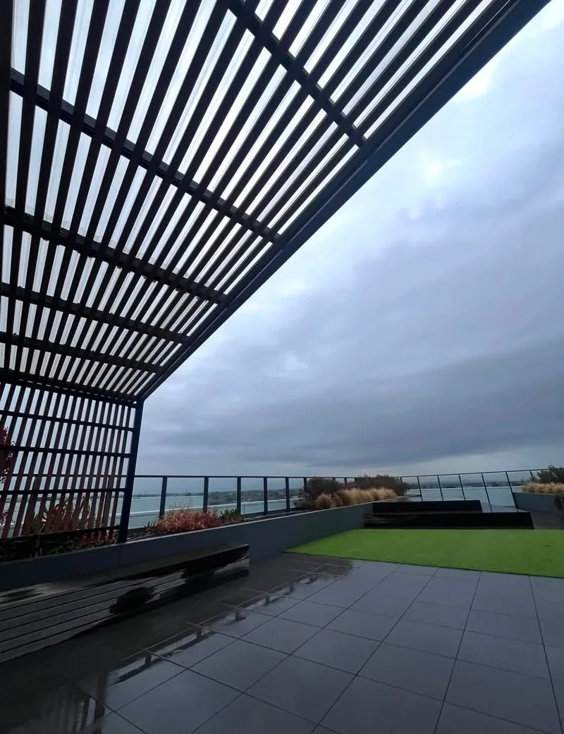 Modern apartment near campus