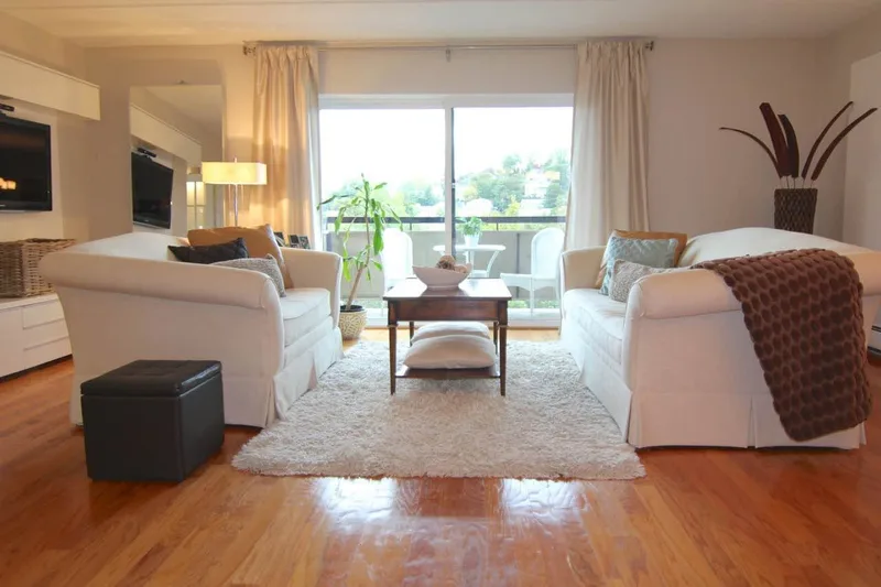Cozy vegetarian-friendly room near campus