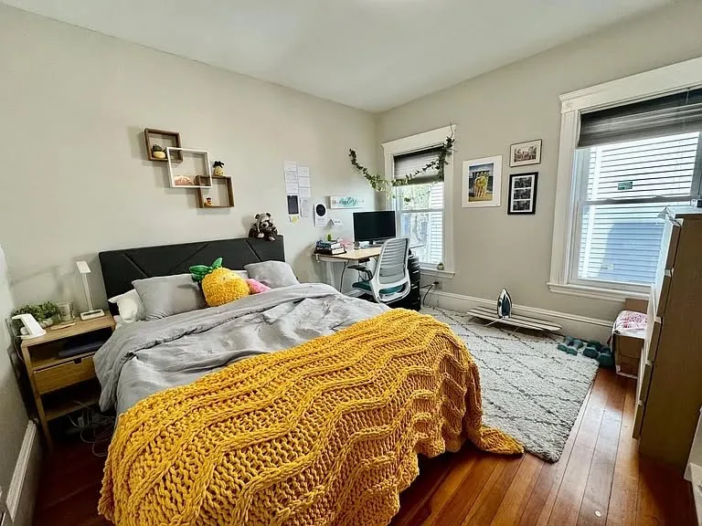 Cozy room in Manhattan