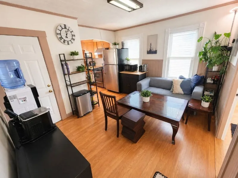 Room in East Perth near Curtin