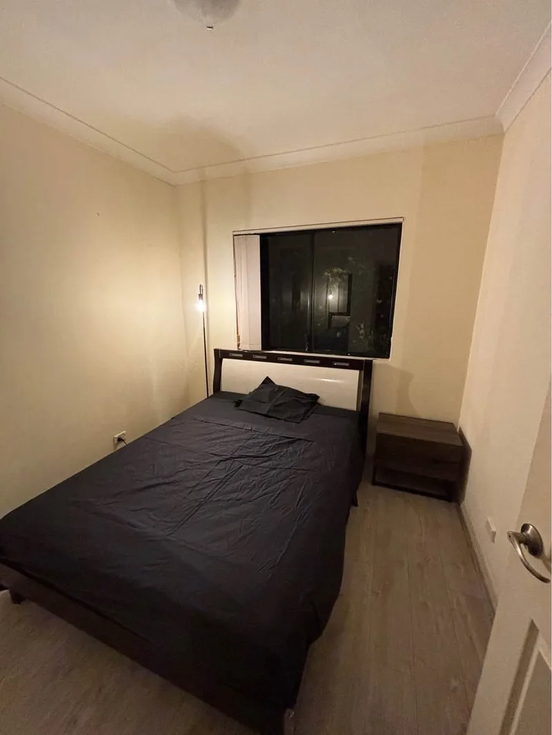 Private room in Dinkytown near UofM