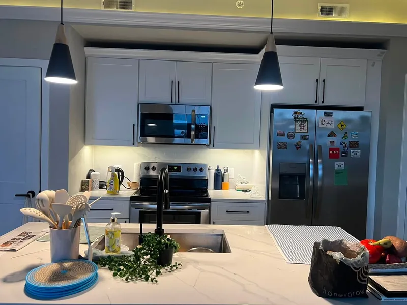 Furnished room in Westwood near USC