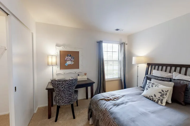 Furnished room in Downtown San Jose apartment