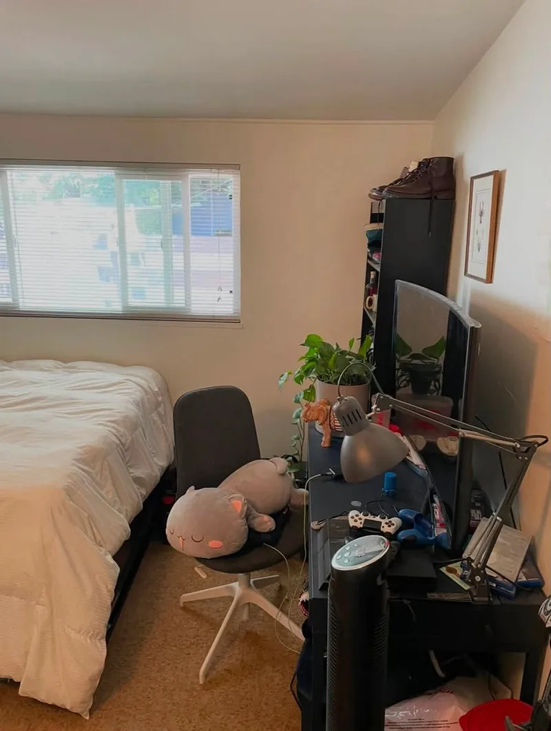 Muslim-friendly room near UC