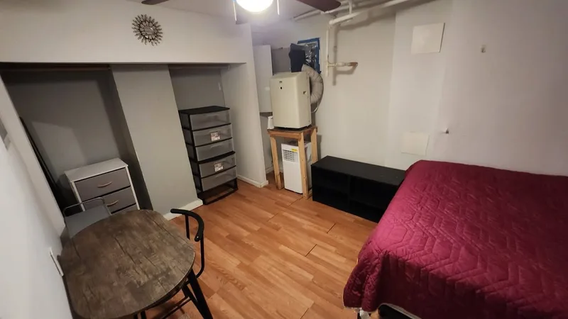 Private room in Belconnen near UC