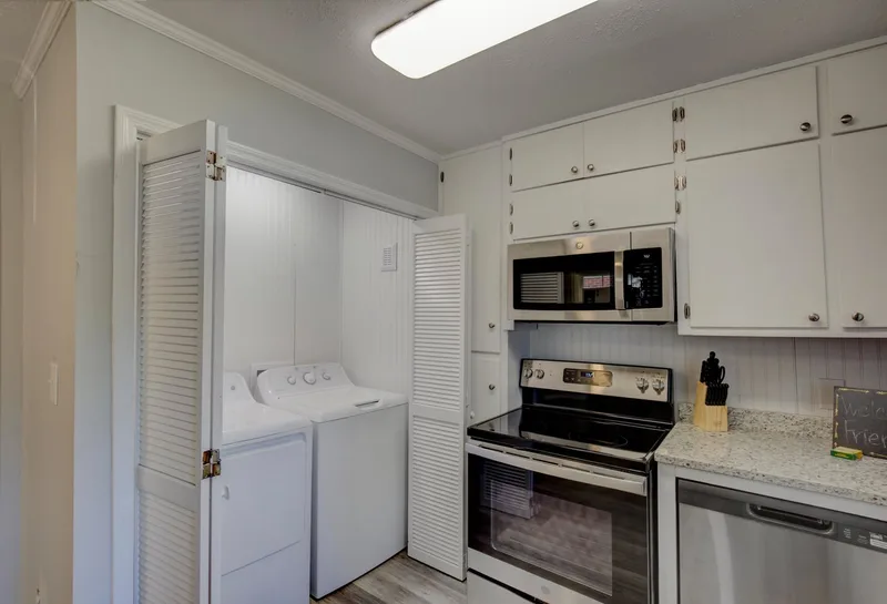 Room in Ithaca townhouse