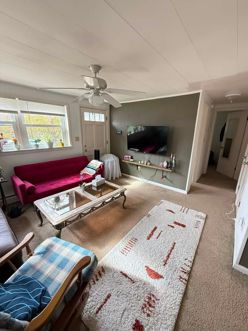 Private room in St Lucia near UQ