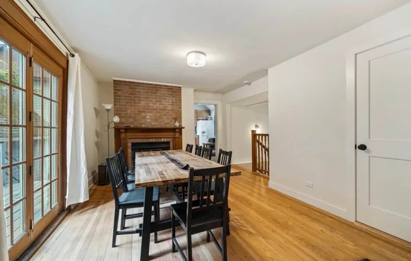 Modern Studio Apartment