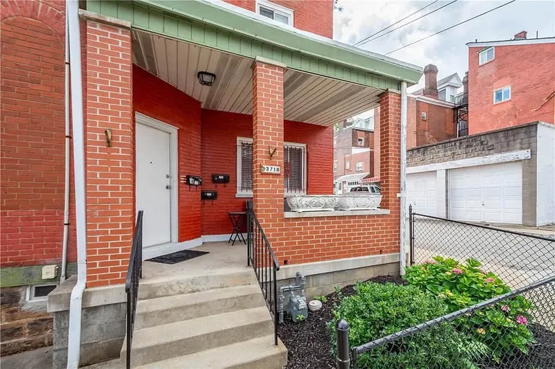 Spare room in Northside
