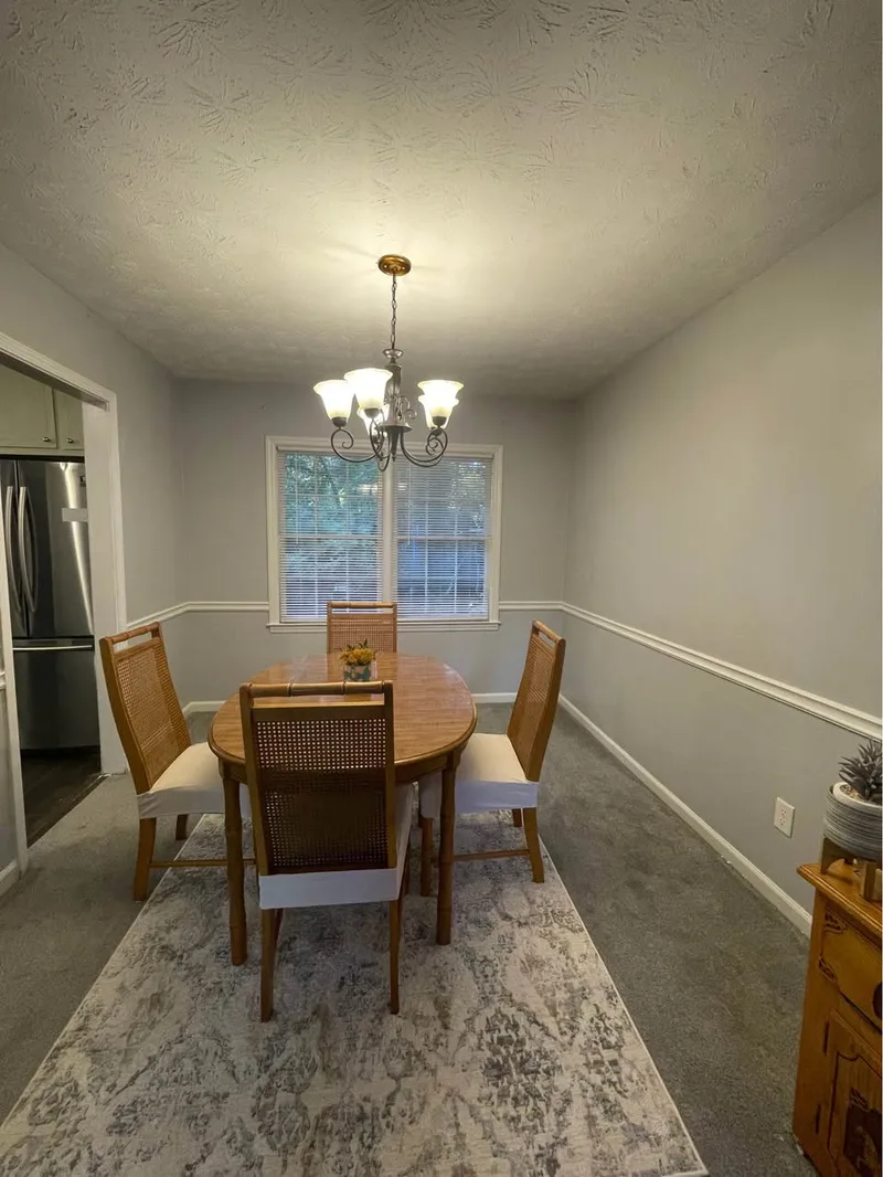 Private veg-friendly room near UMBC