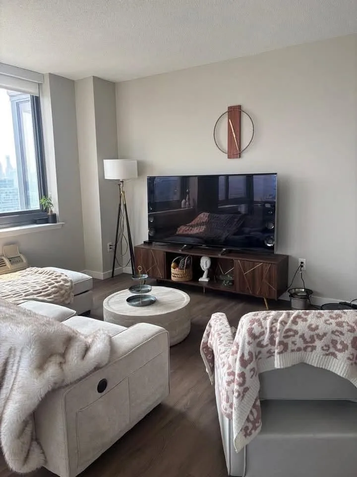 Cozy room in Brookline for grad students