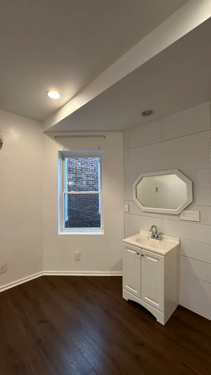 Private room in a house with a view