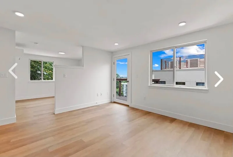 Sunny room in Ithaca house — sublet until summer