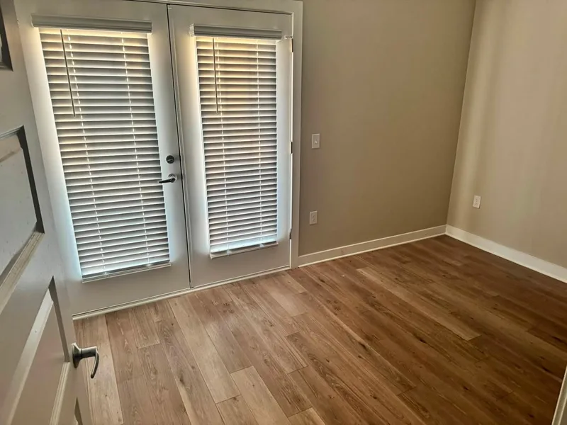 Furnished room near campus, all utilities included