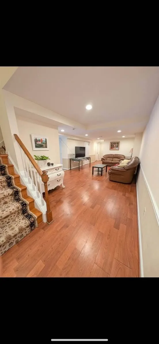 Cozy private room in Charles Village for fall