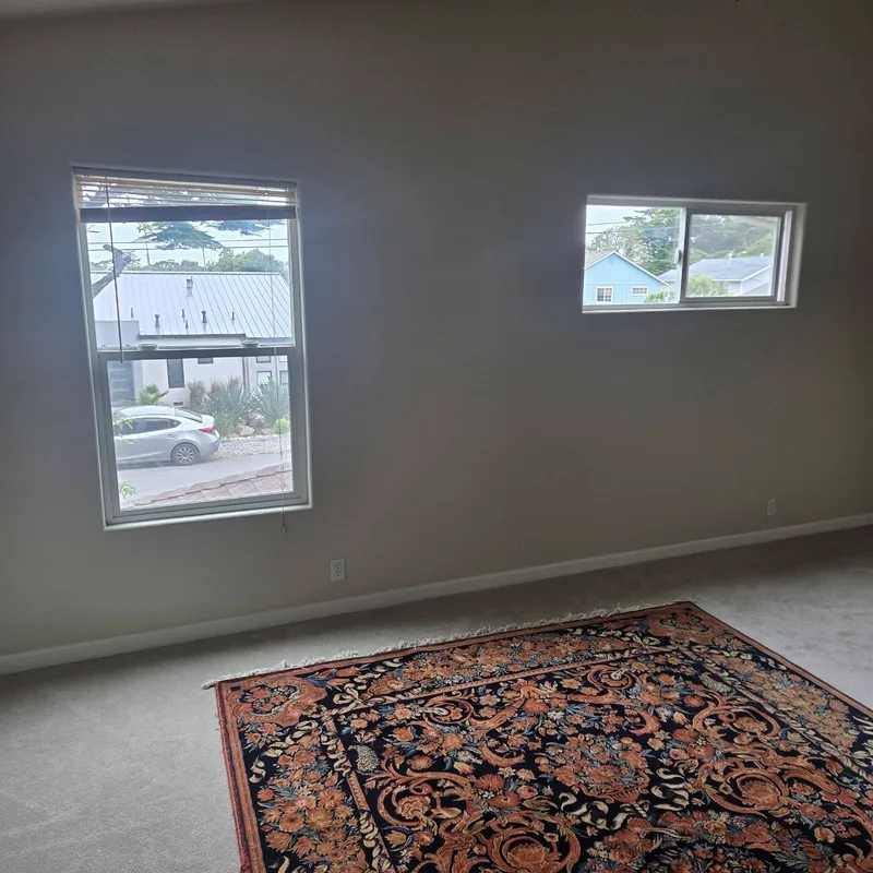 Private room in quiet house near UB
