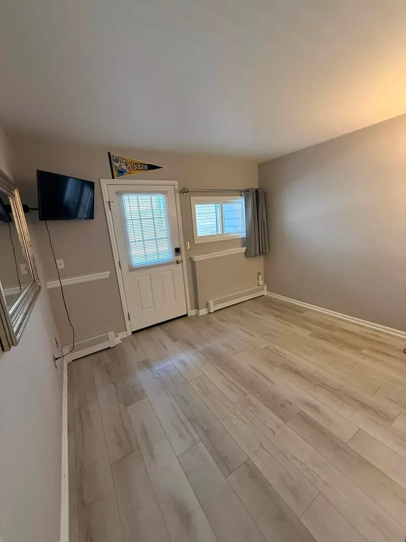 Shared room in cozy house near Emory