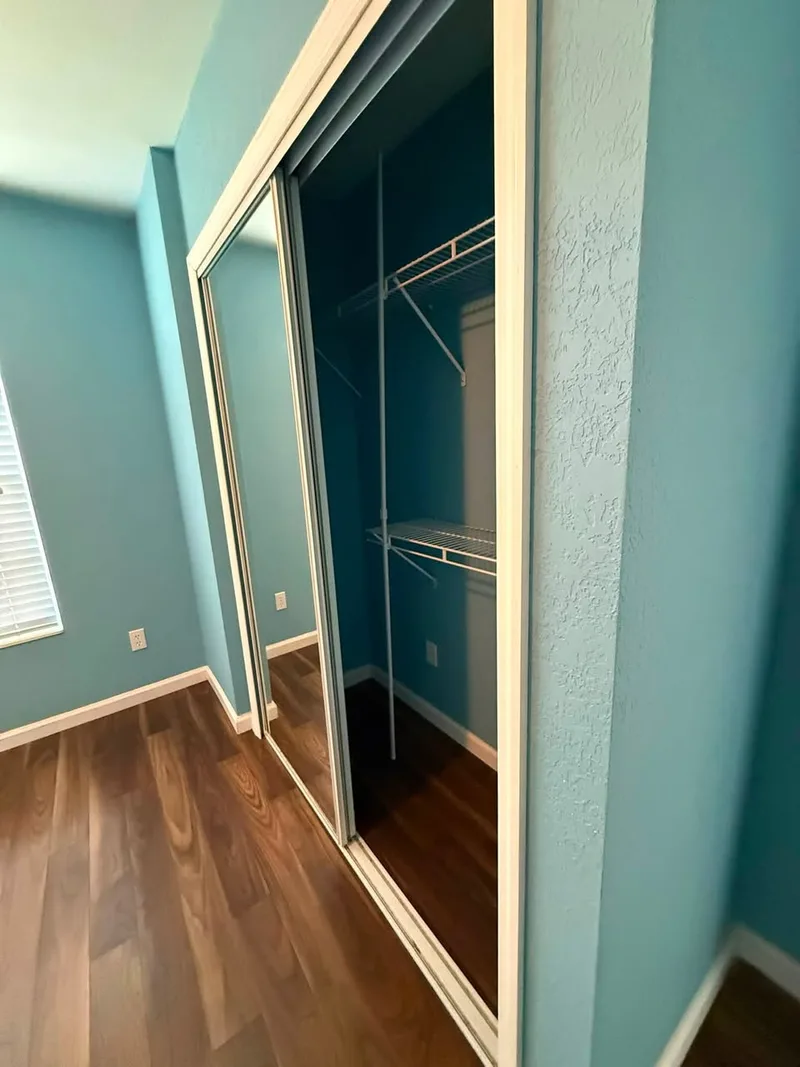 Private room for rent near campus
