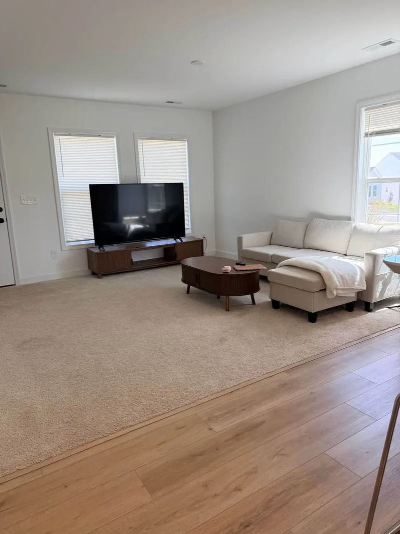 Spacious room in apartment