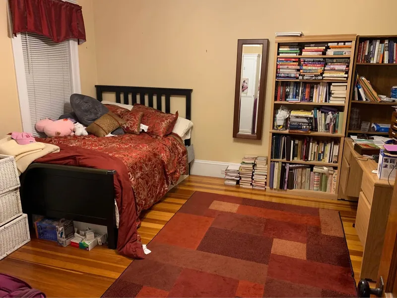 Veg-only kitchen room in Collegetown