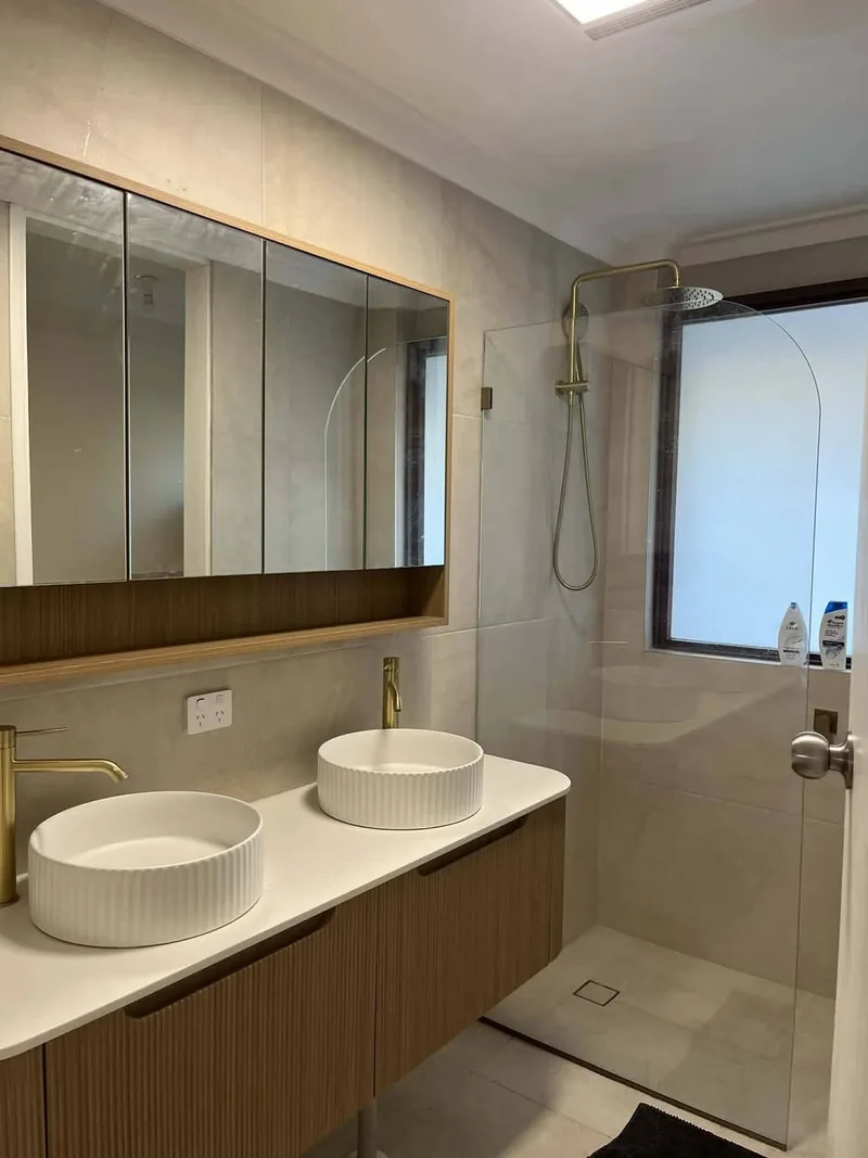 Private room in Hyde Park