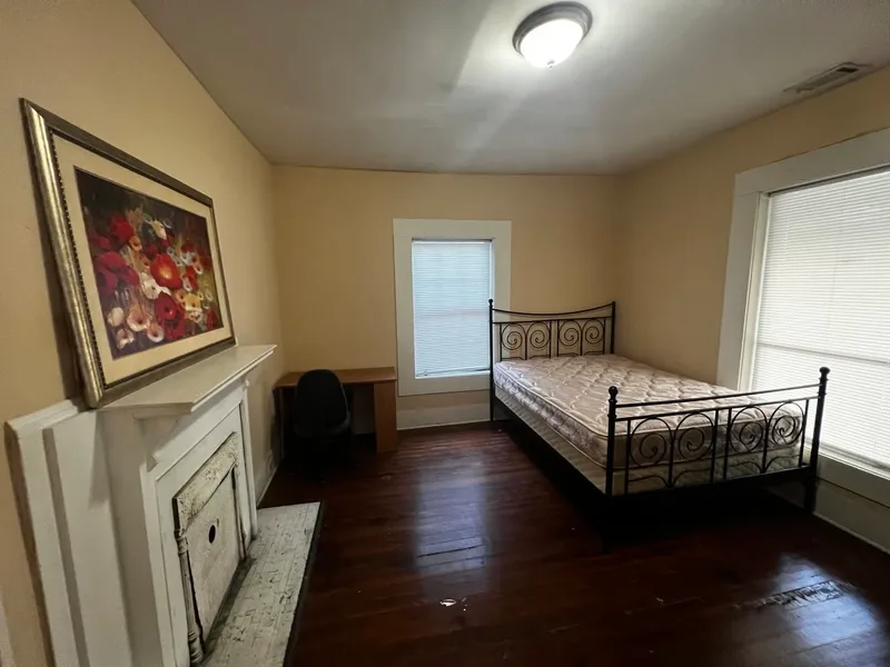 Private room in College Park townhouse
