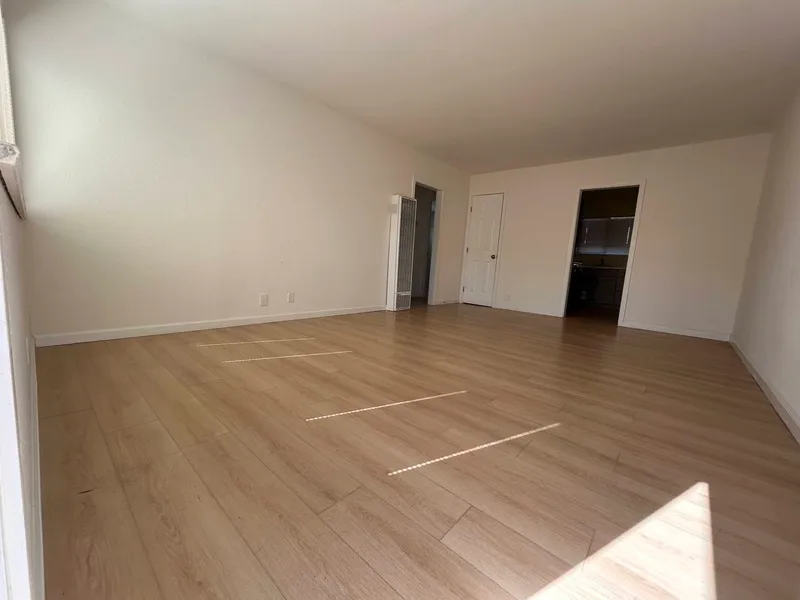 Private room in Clifton for fall semester