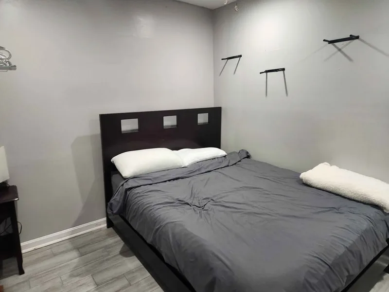 Charlottesville private room