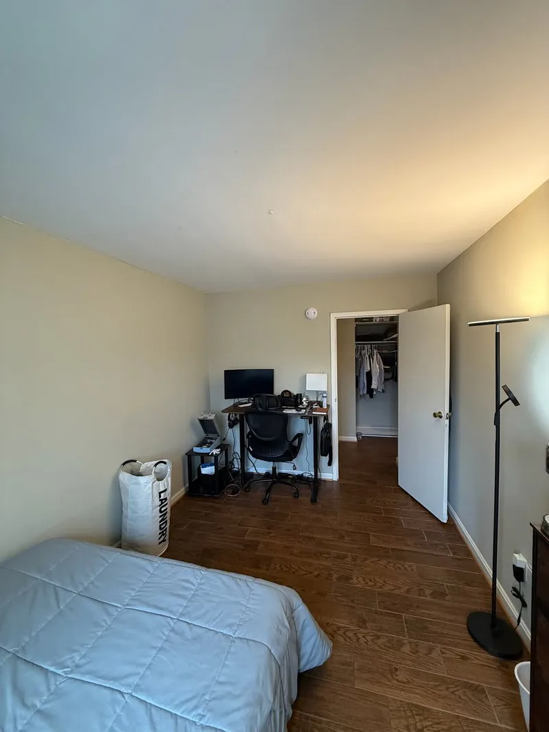 Cozy room in 3BR house near UVA, great for grad students