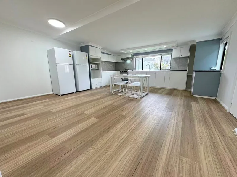 Room in College Avenue area