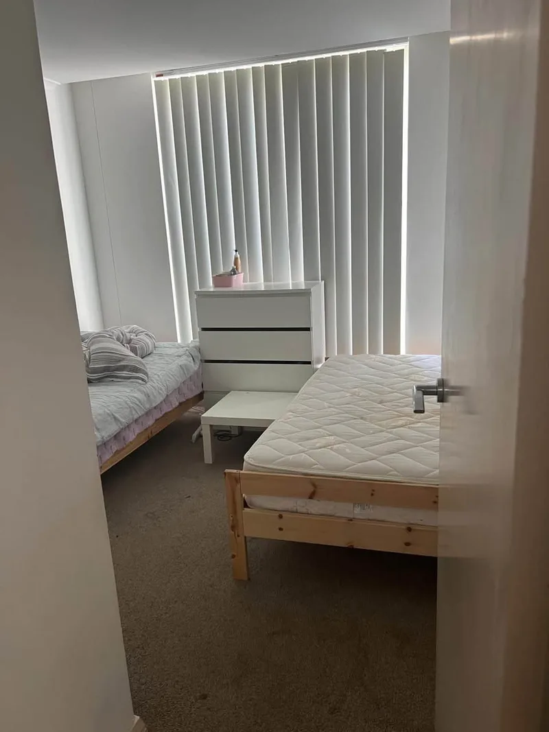 Private room in Lincoln Park