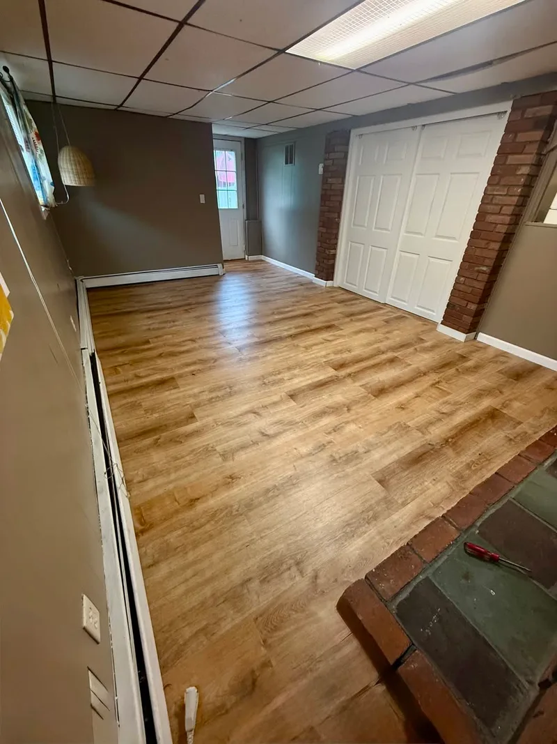 Spacious Room in Shared House