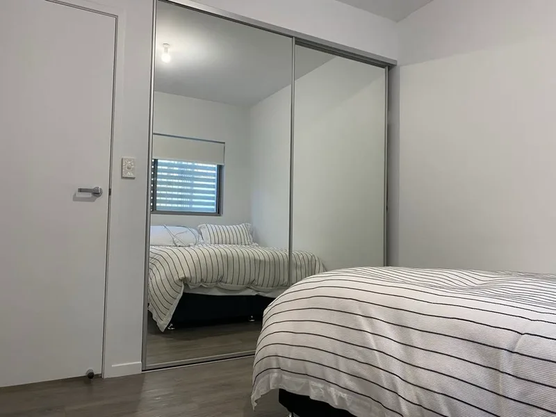 Cozy room near campus